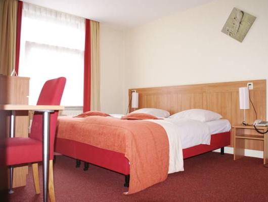 品味巴黎风情 阿培尔顿咖啡馆、巴黎咖啡馆与Agoda中餐住宿推荐